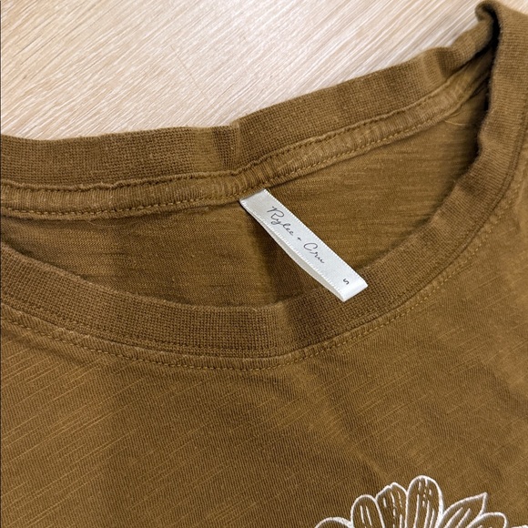 Rylee + Cru Floral Graphic Tee Size Women’s Small - Picture 3 of 5